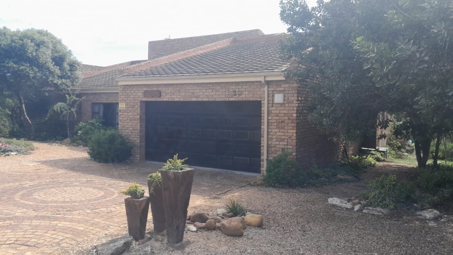 3 Bedroom Property for Sale in Stilbaai Wes Western Cape
